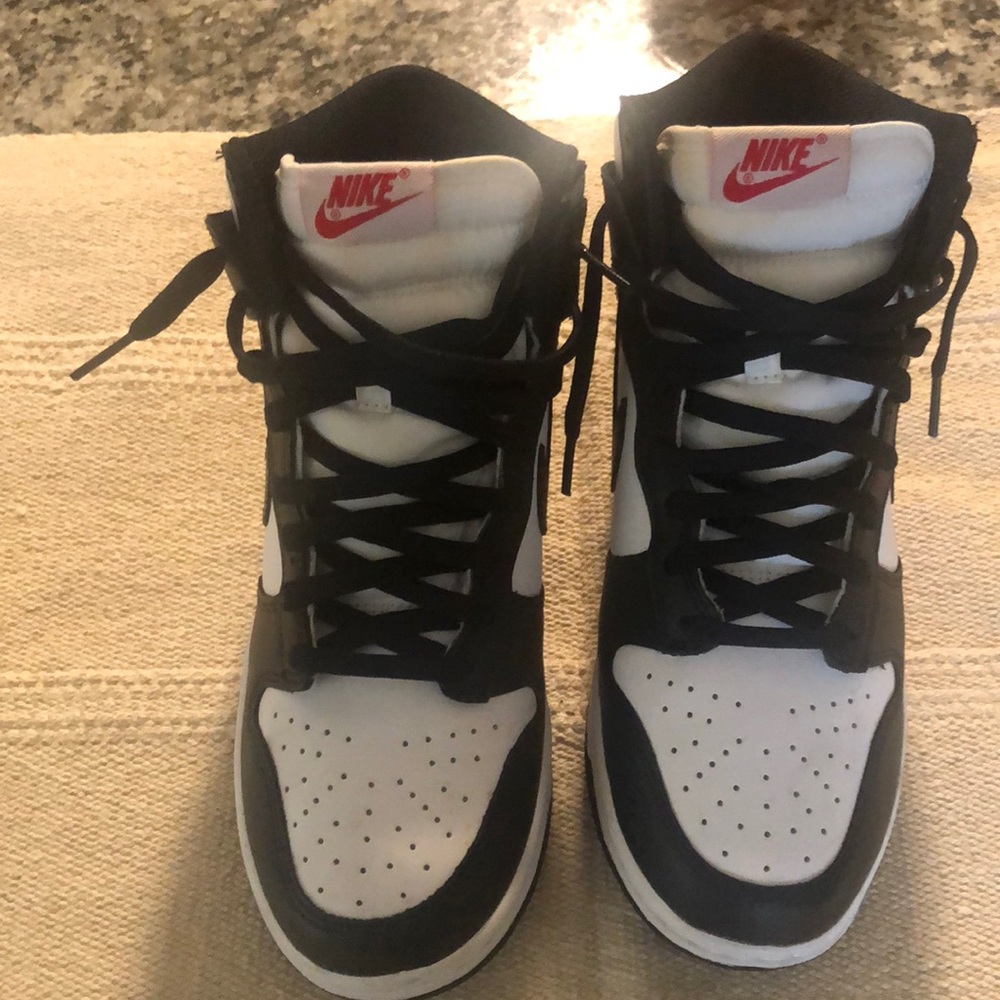 Authentic Nike Ones, Like new Worn a few hours like new